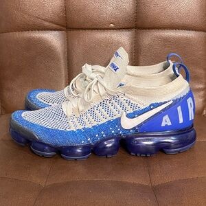 Nike Vapormax Flyknit Blue and White/ Cream Shoes